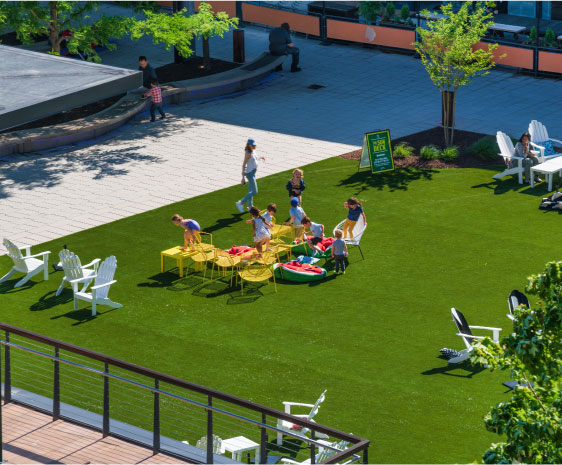 Outdoor picnic in courtyard